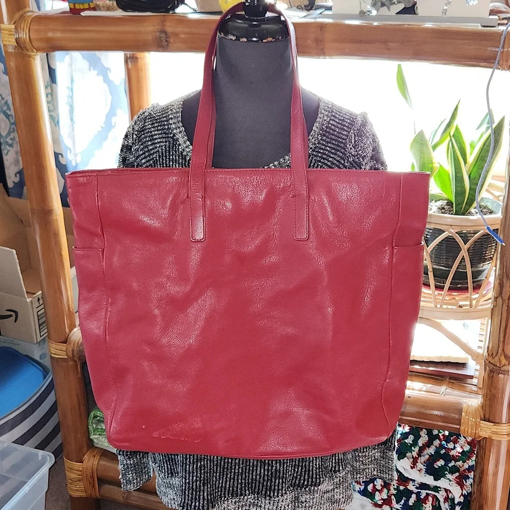 EXPRESS DESIGN STUDIO LEATHER TOTE